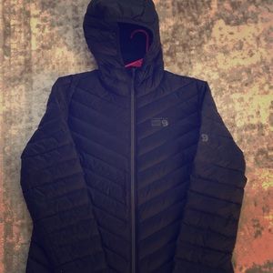 Mountain Hardwear black down puffy jacket so L